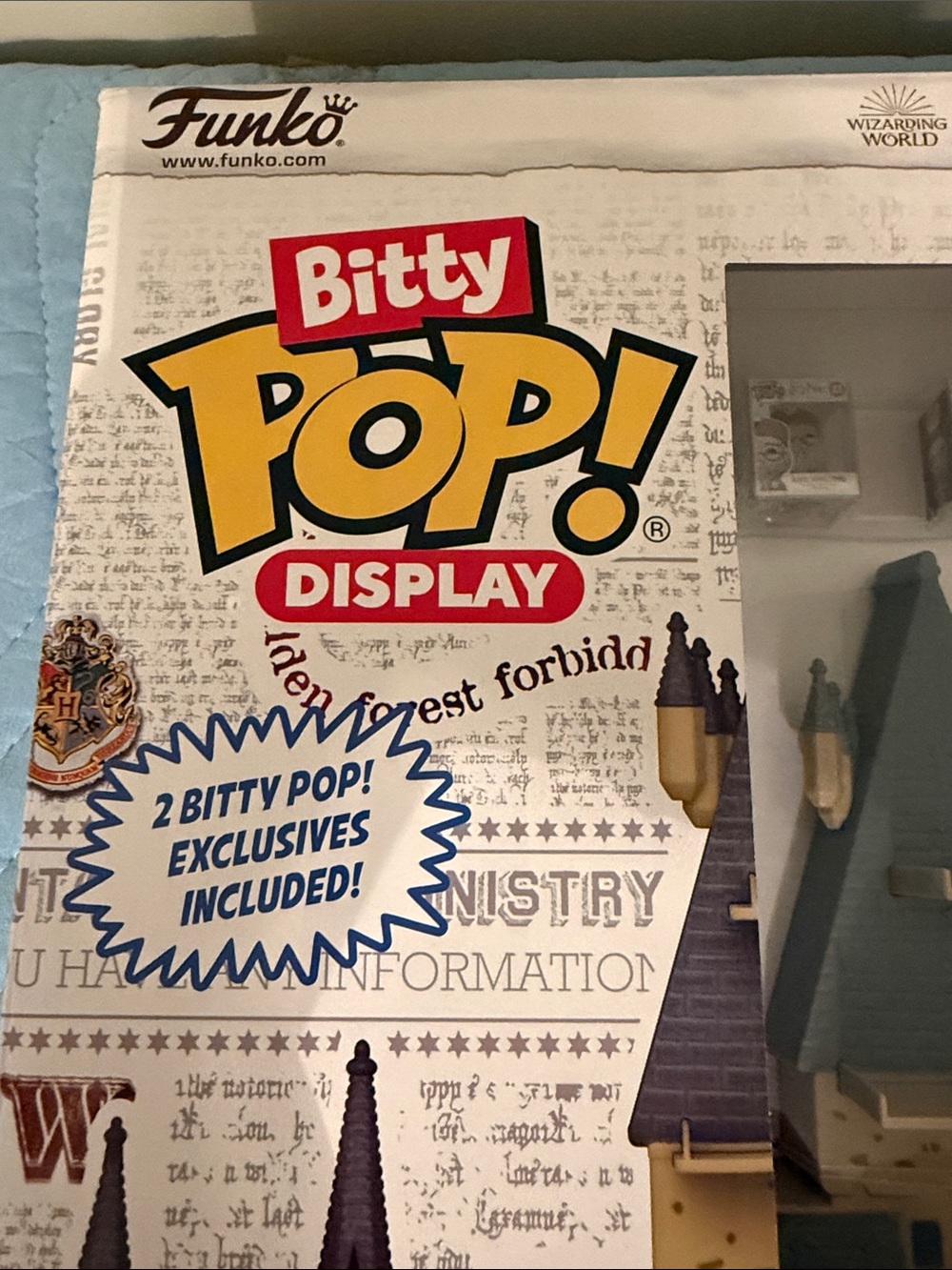 Funko Bitty Pop! Display Hogwarts Castle - Tan, Blue, White - Picture 3 of 9